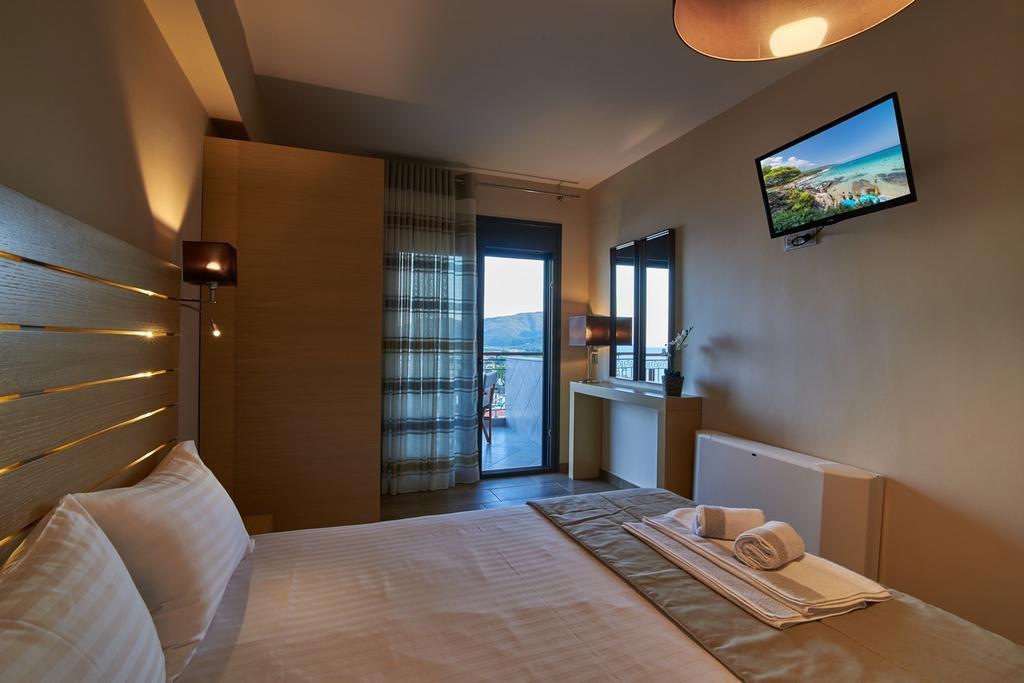 Athos Thea Luxury Rooms Sarti Camera foto